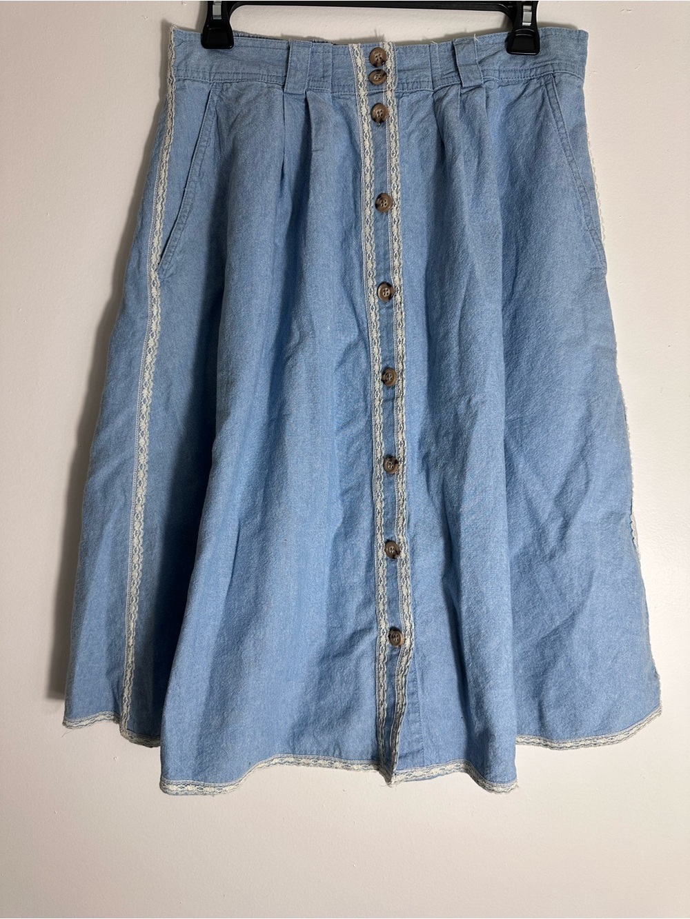 Vintage Cabin Creek Light Blue Button-Front Midi Skirt with Lace Trim